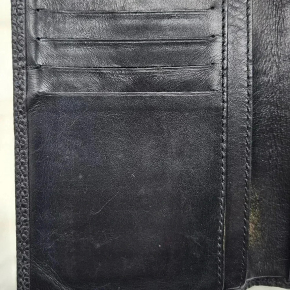 CHANEL Caviar Leather  Bifold Wallet - Picture 11 of 15